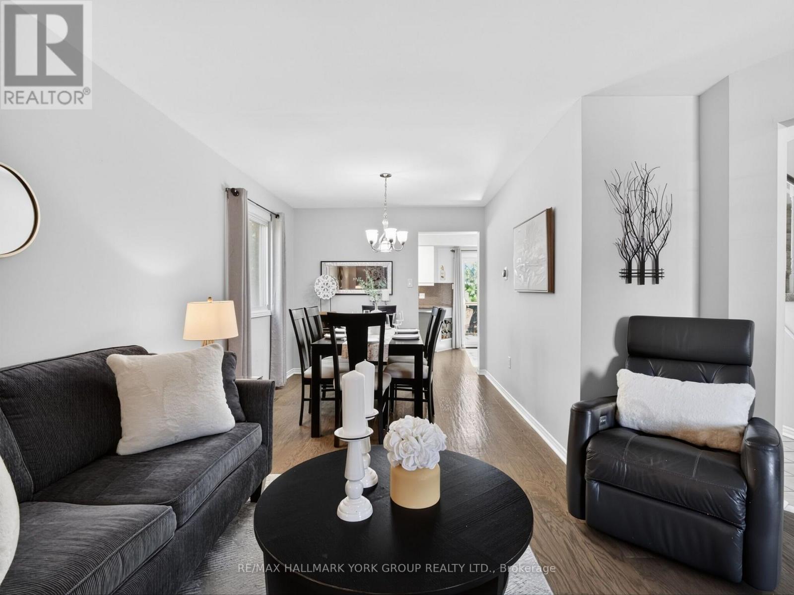 32 - 315 Wilkes Court Property Photo 8