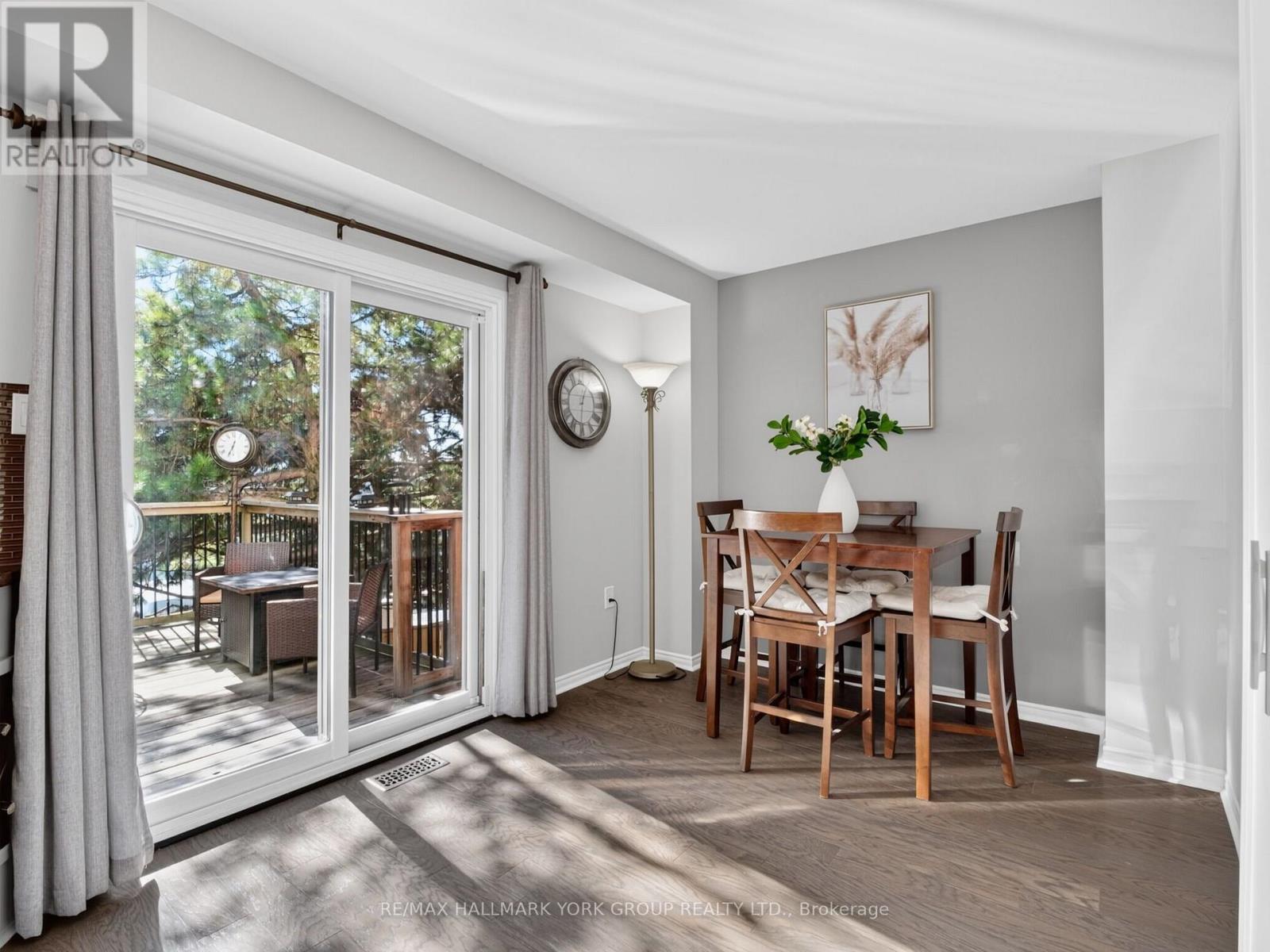 32 - 315 Wilkes Court Property Photo 15