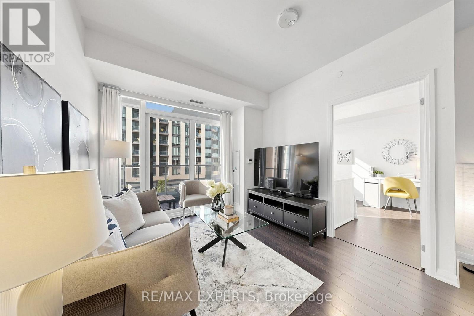 302 - 99 Eagle Rock Way Property Photo 7