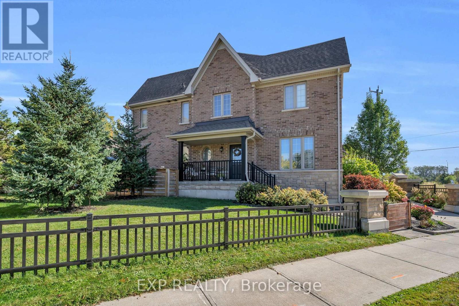 10 Vita Stephanie Court Property Photo 2