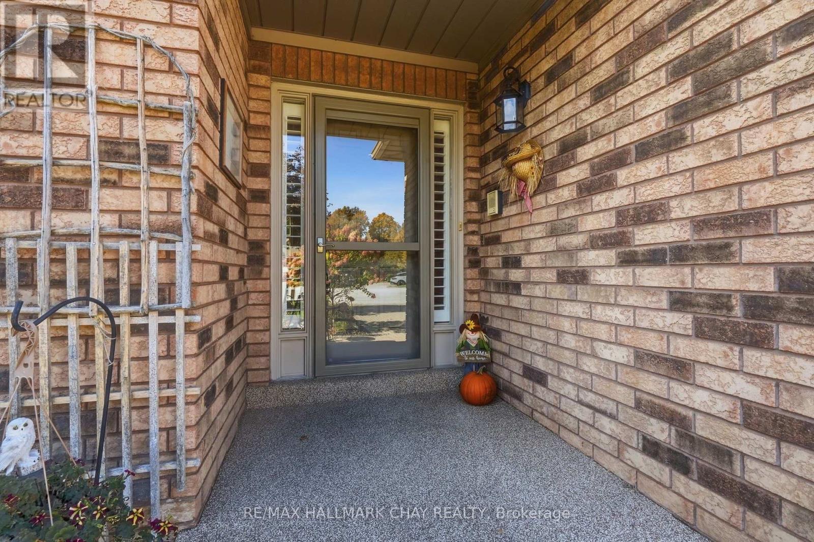 9 La Costa Court Property Photo 6