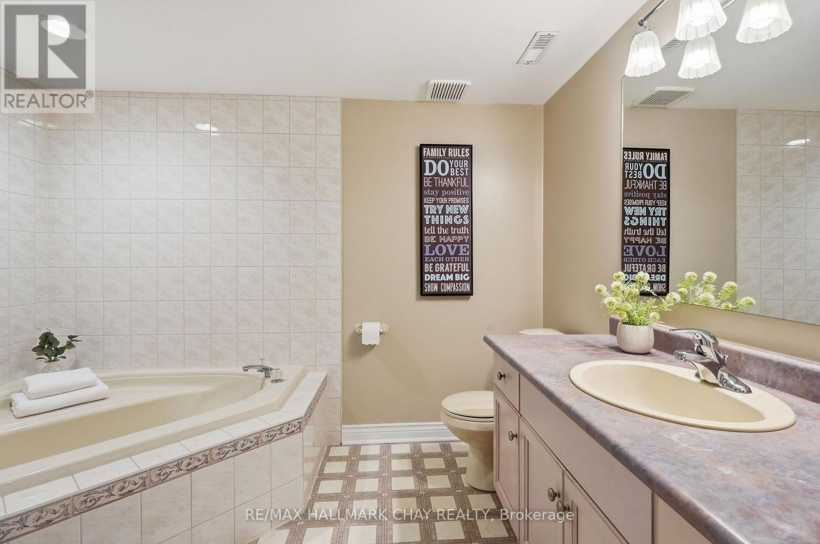 9 La Costa Court Property Photo 37