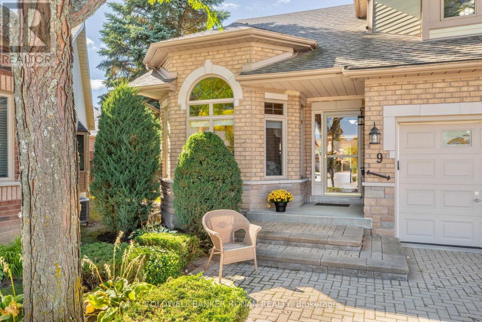 9 Fortuna Circle Property Photo 3