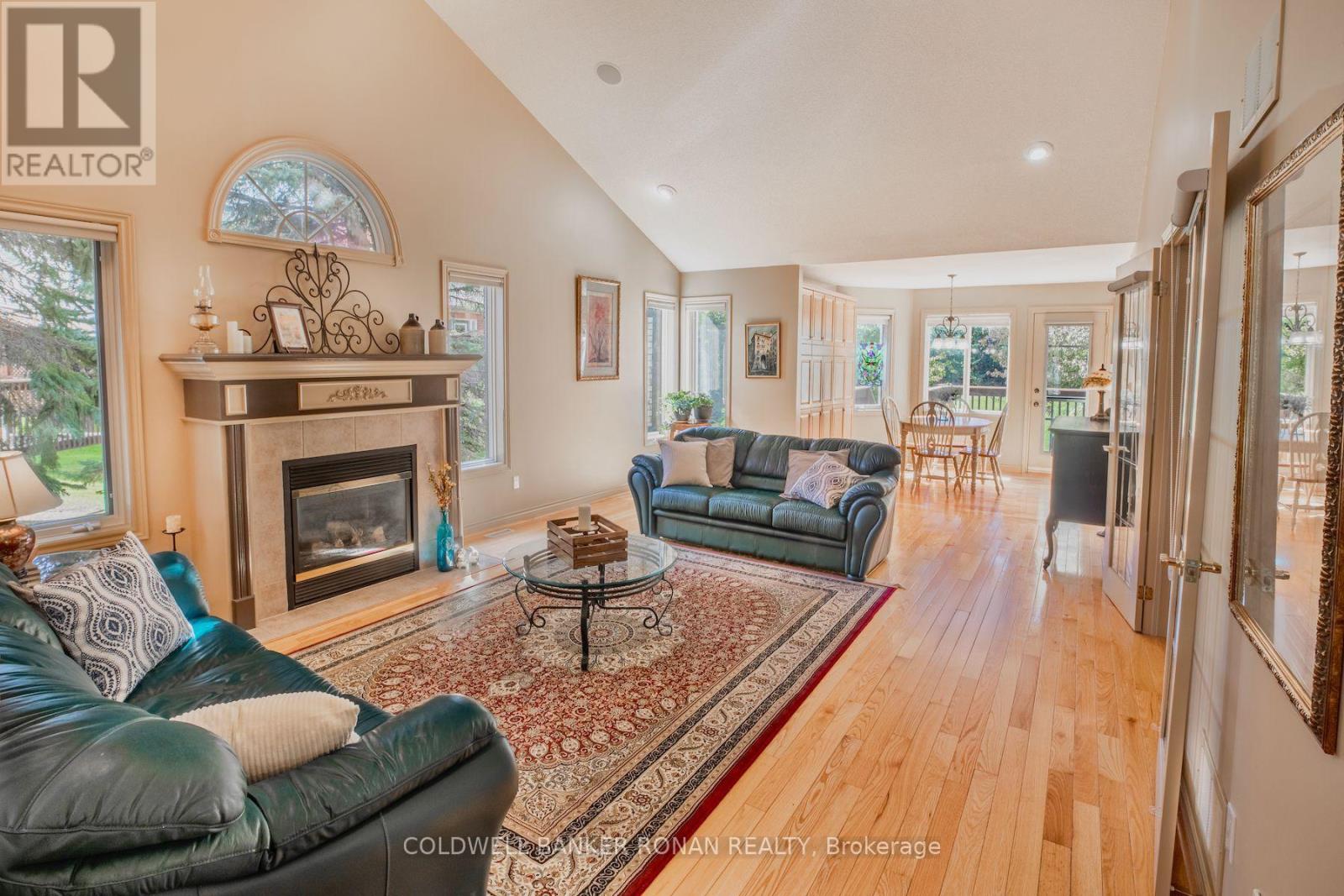 9 Fortuna Circle Property Photo 10
