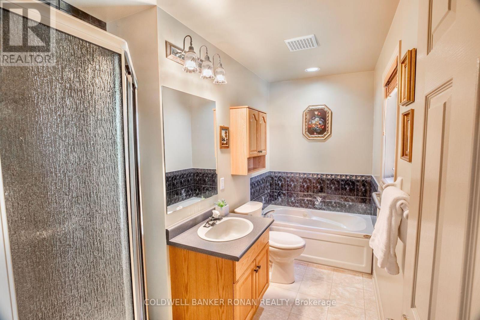 9 Fortuna Circle Property Photo 17