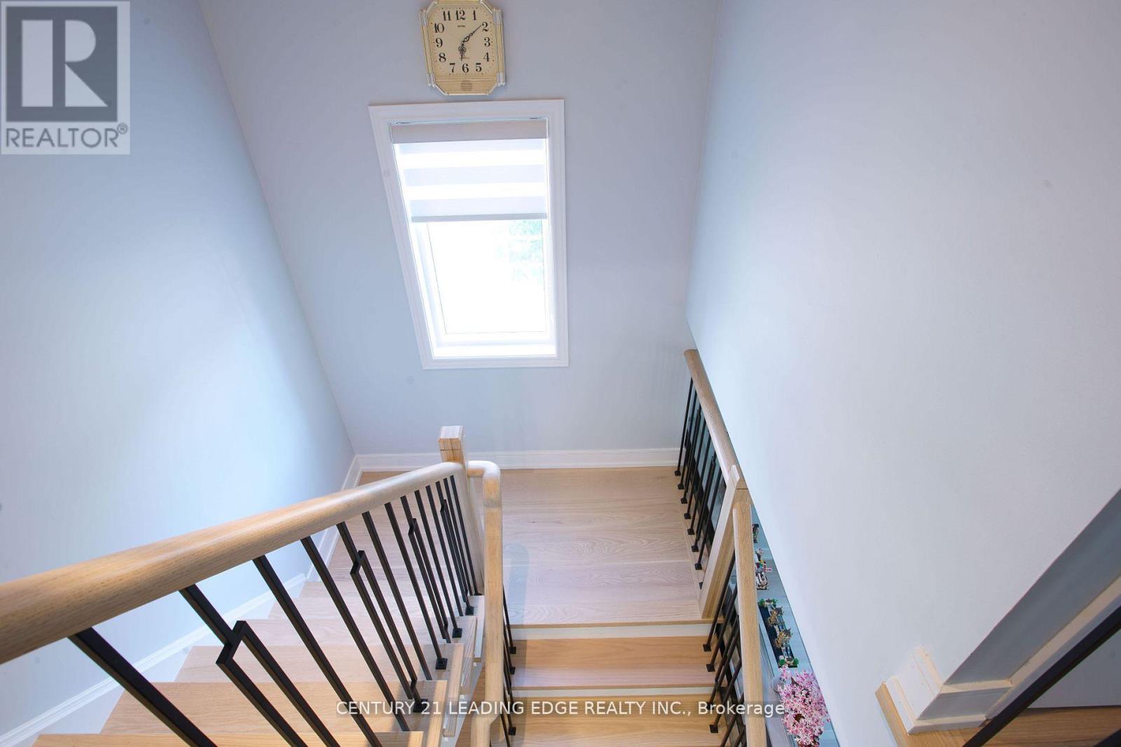 648 South Unionville Avenue Property Photo 14