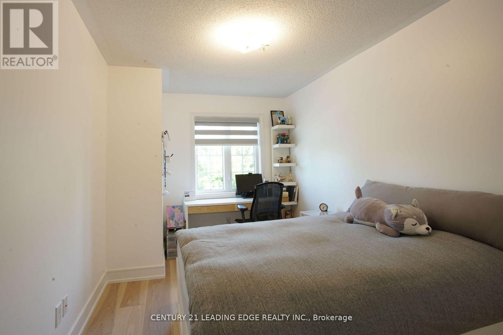 648 South Unionville Avenue Property Photo 16