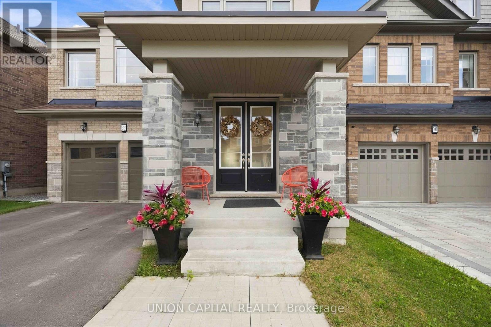 297 Seaview Heights Property Photo 2