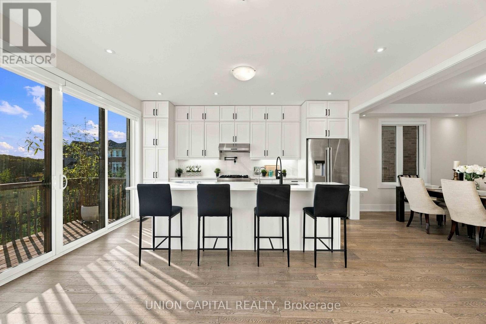 297 Seaview Heights Property Photo 11