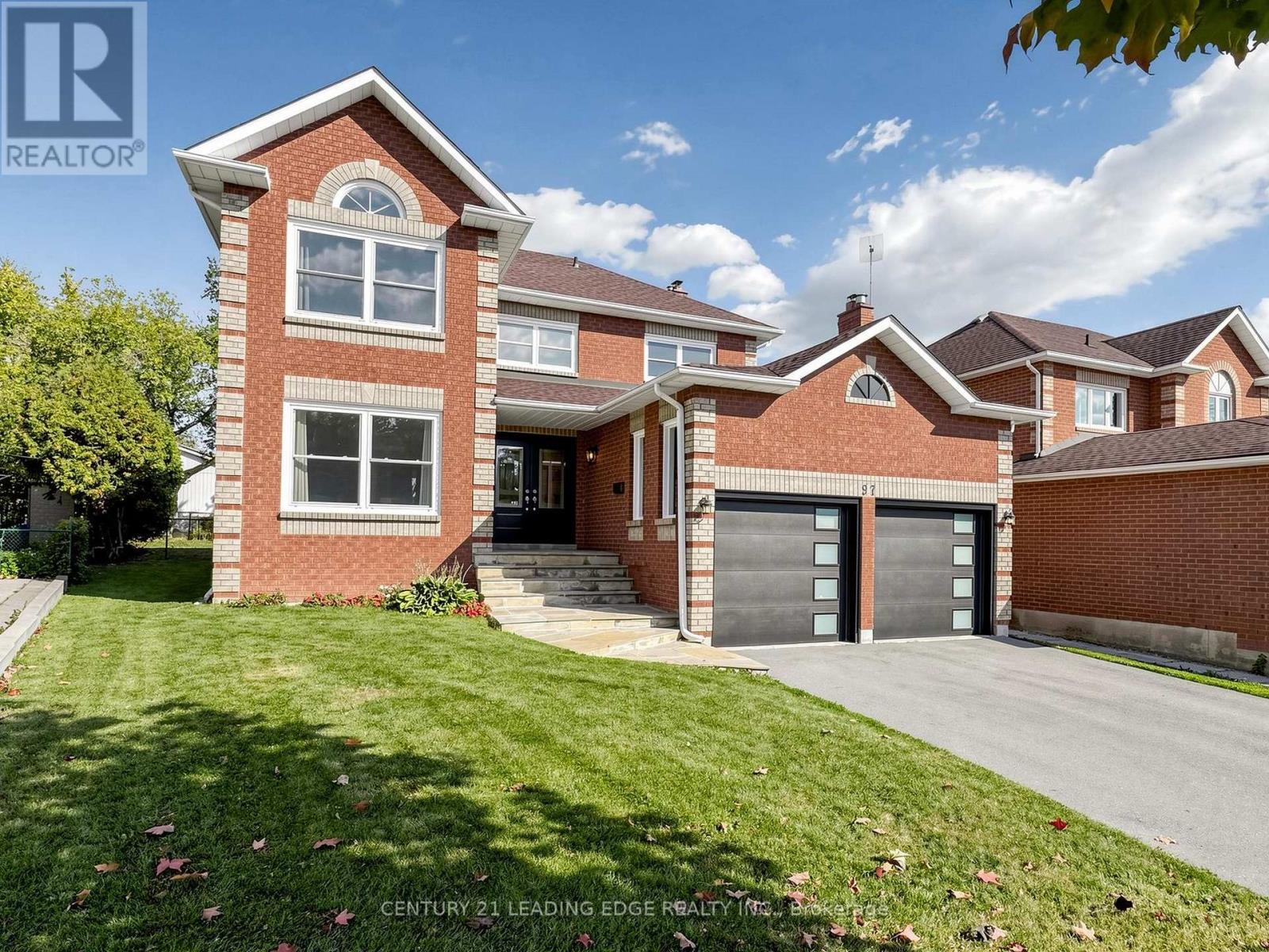 97 Tulip Street Property Photo 3