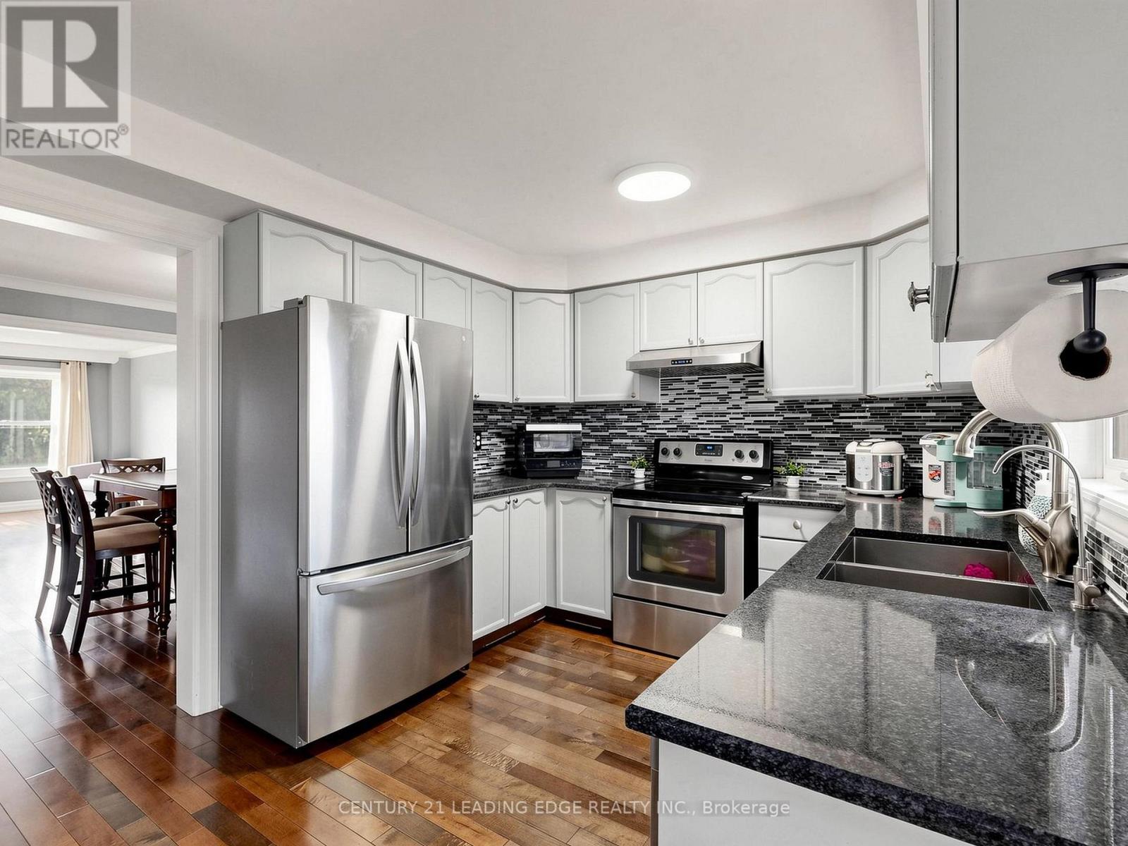 97 Tulip Street Property Photo 13