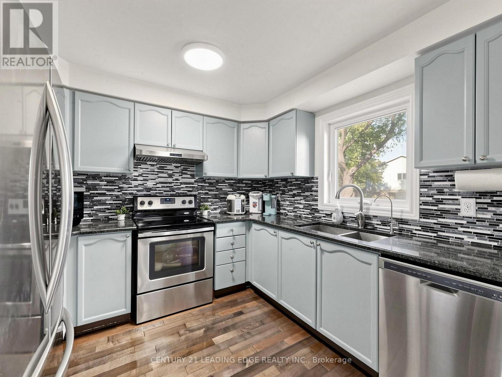 97 Tulip Street Property Photo 15