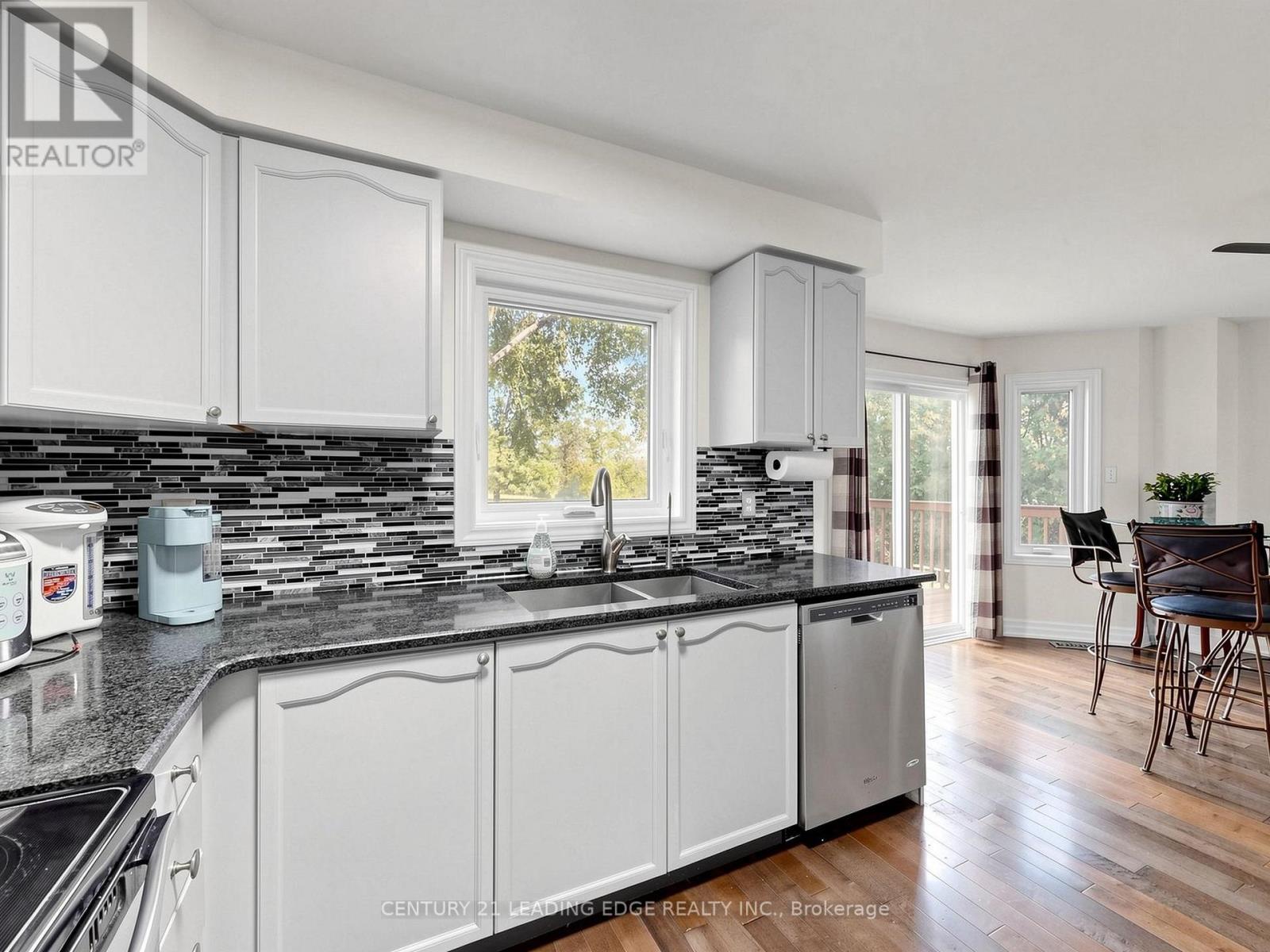 97 Tulip Street Property Photo 16