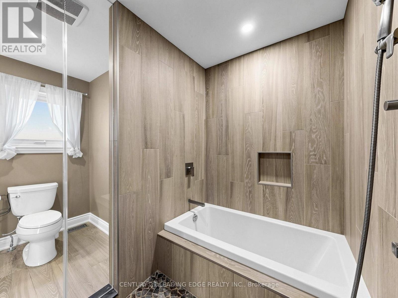 97 Tulip Street Property Photo 32