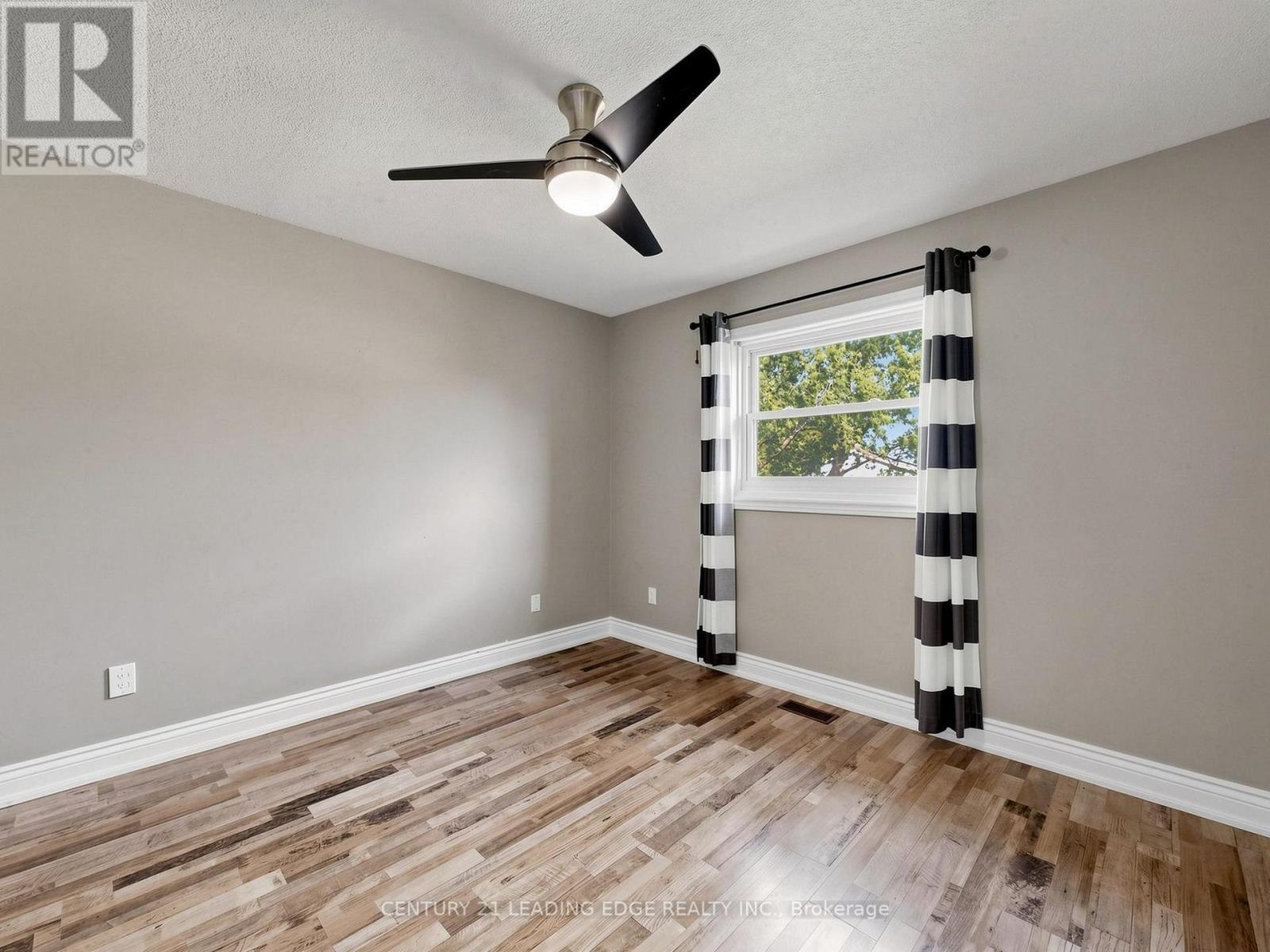 97 Tulip Street Property Photo 38