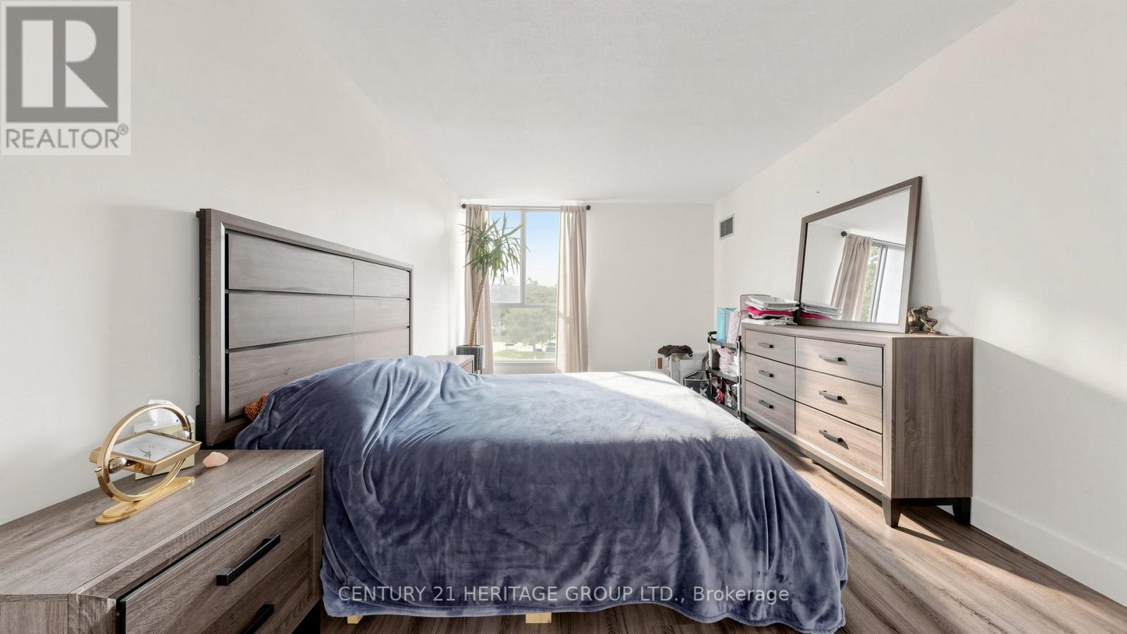 406 - 40 Baif Boulevard Property Photo 26