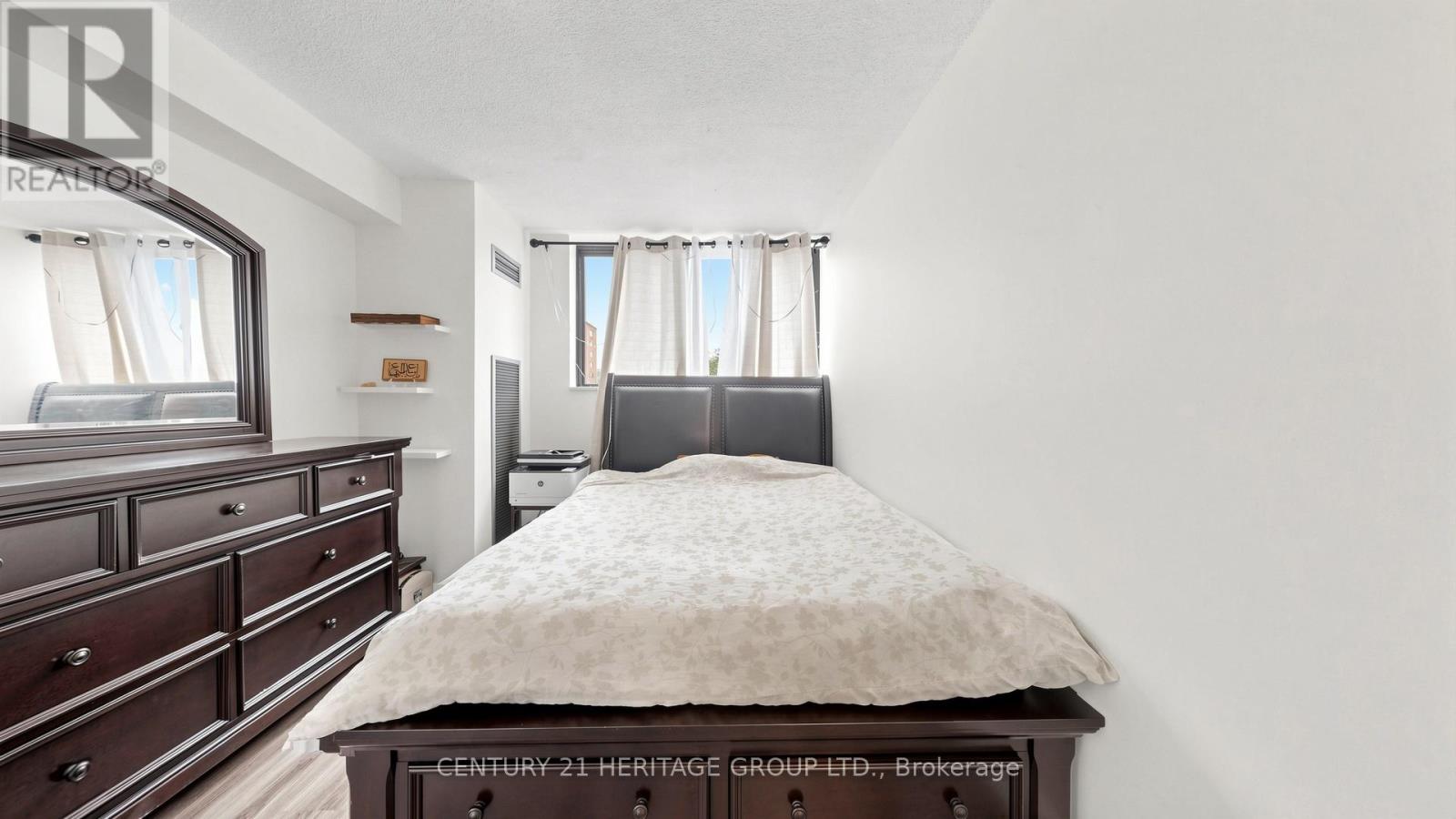 406 - 40 Baif Boulevard Property Photo 32