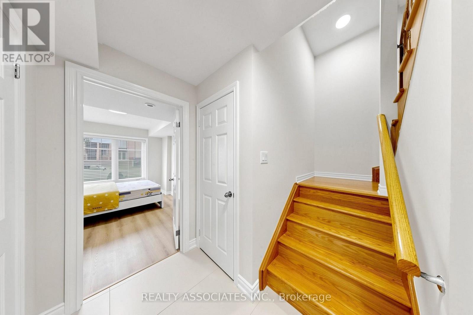 297 Delray Drive Property Photo 15