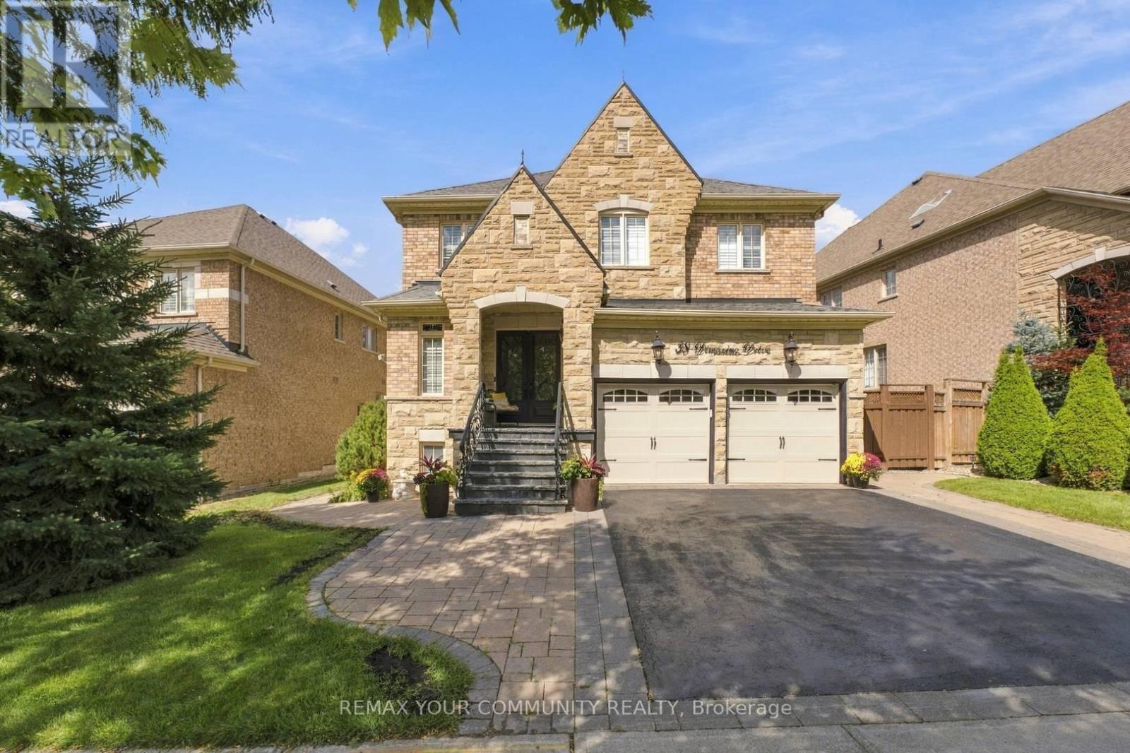 38 Dimarino Drive Property Photo 2