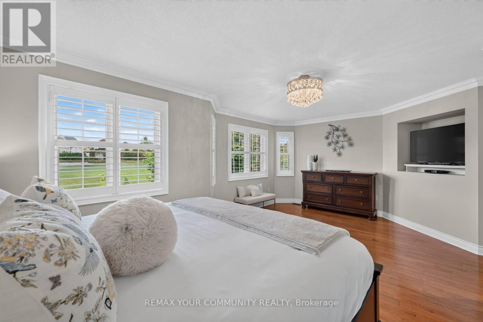 38 Dimarino Drive Property Photo 23