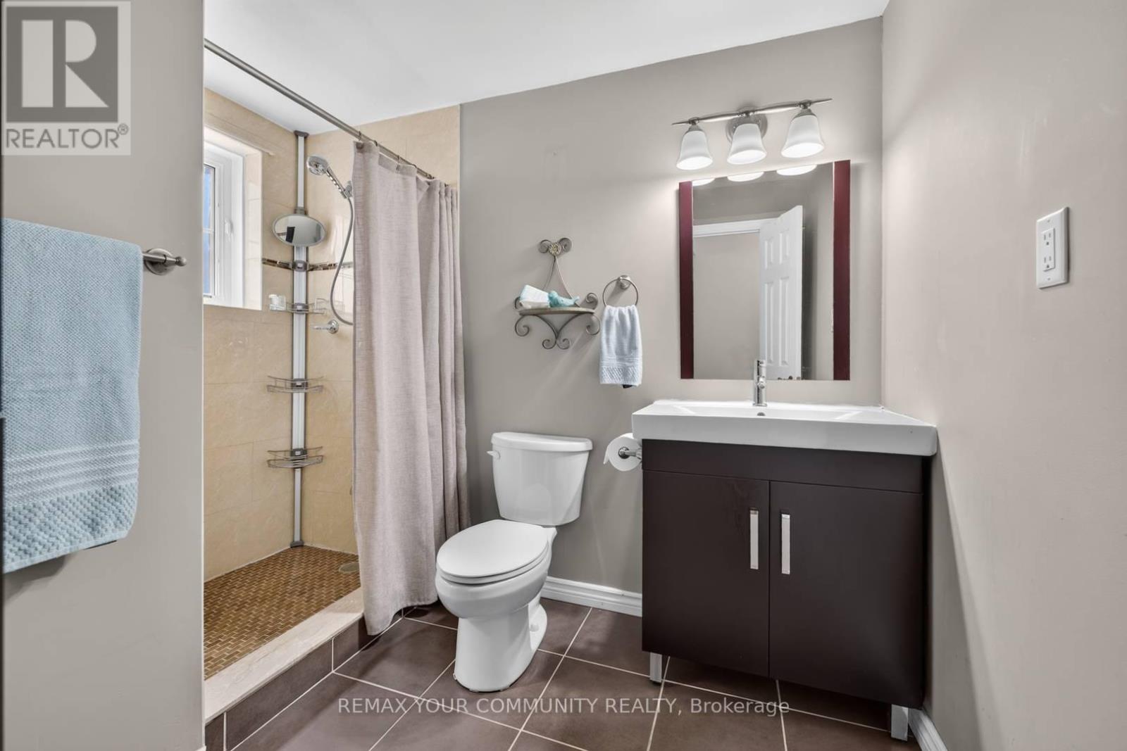 38 Dimarino Drive Property Photo 37