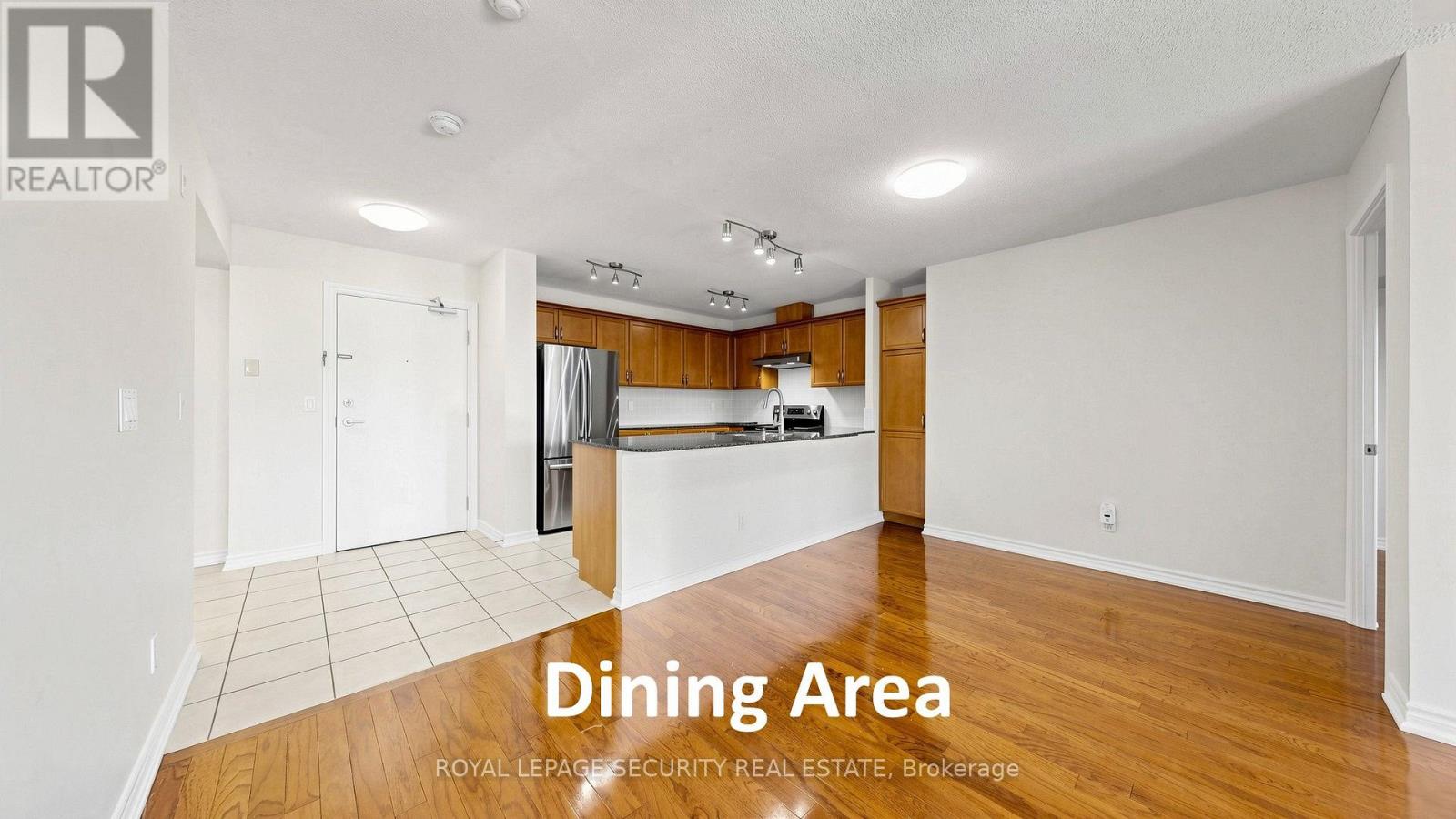 406 - 8026 Kipling Avenue Property Photo 13