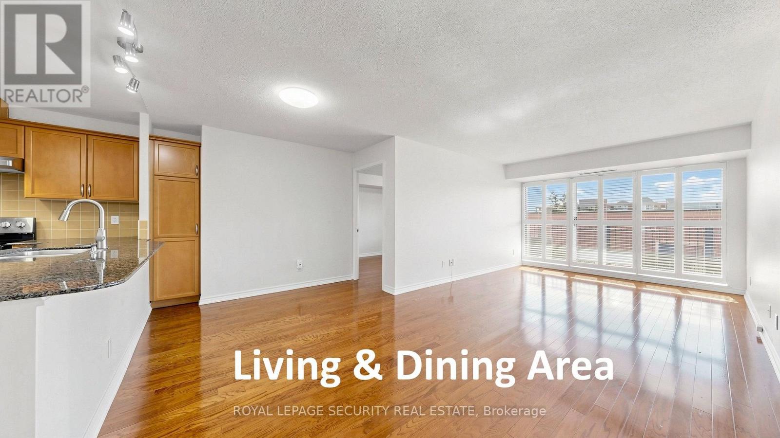 406 - 8026 Kipling Avenue Property Photo 17