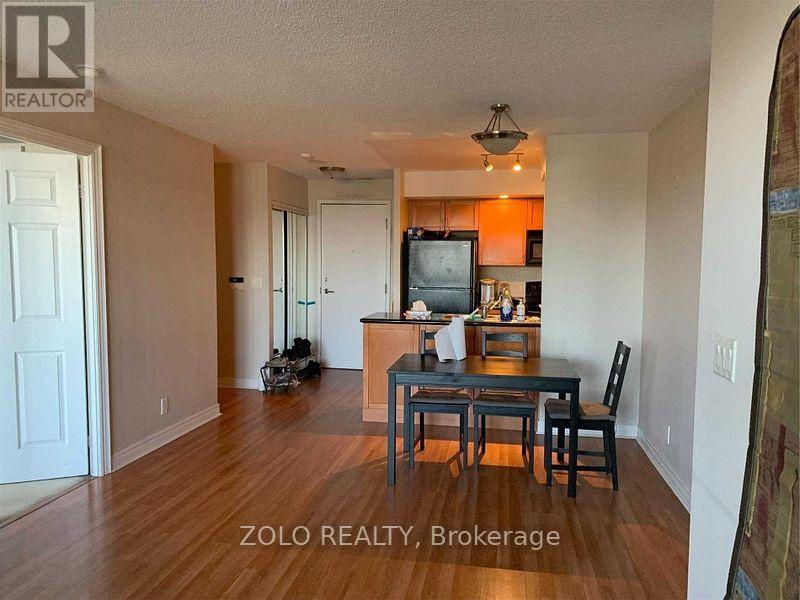 318 - 33 Cox Boulevard Property Photo 9