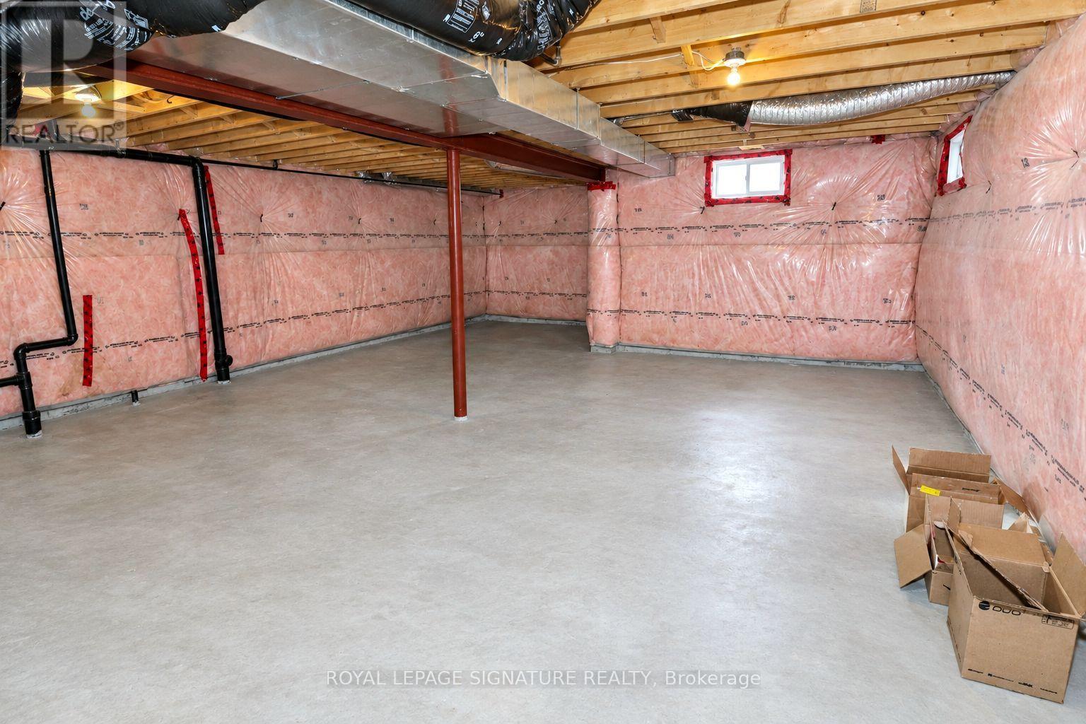 165 Wagner Crescent Property Photo 32