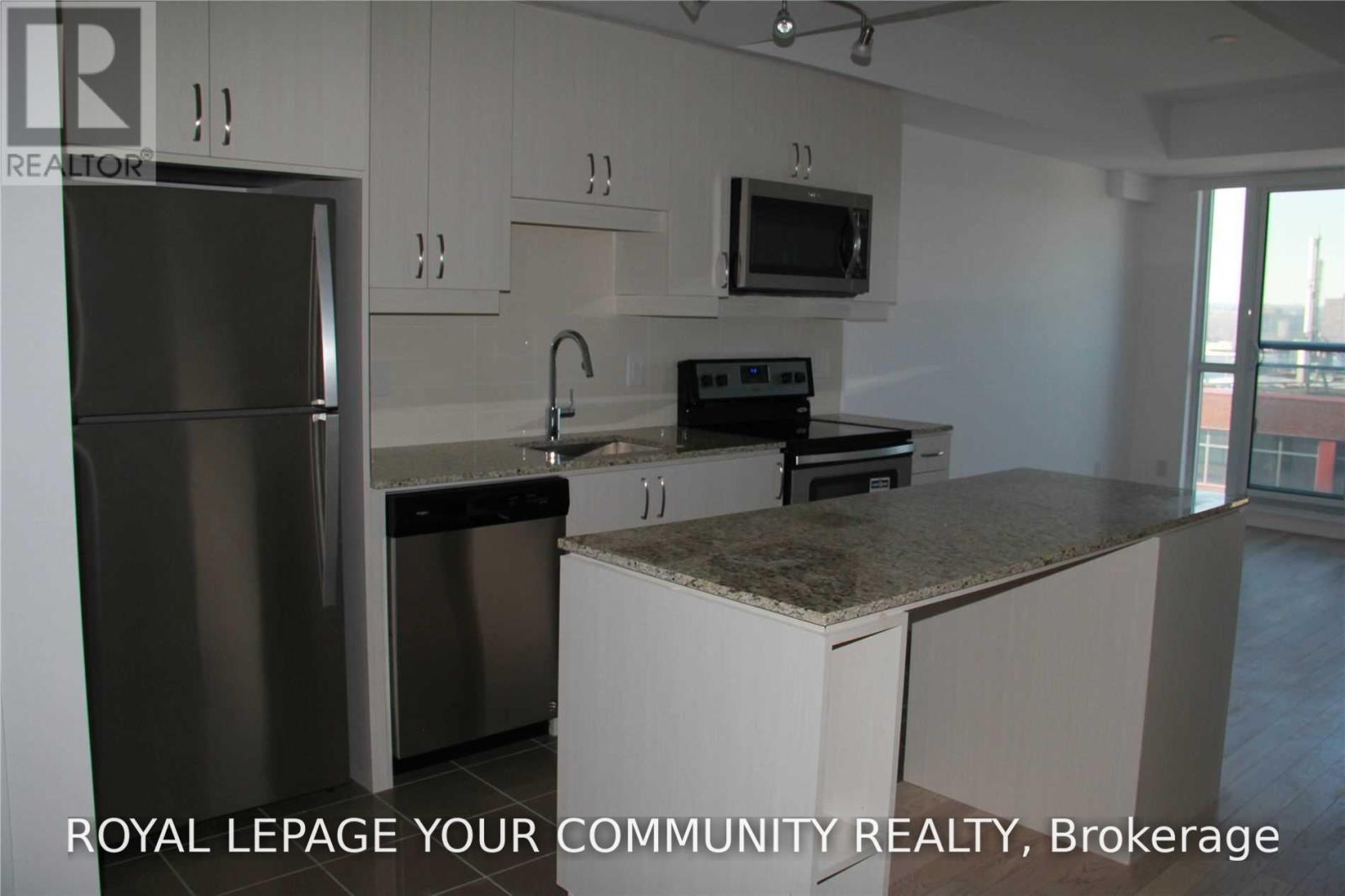 602 - 9201 Yonge Street Property Photo 2