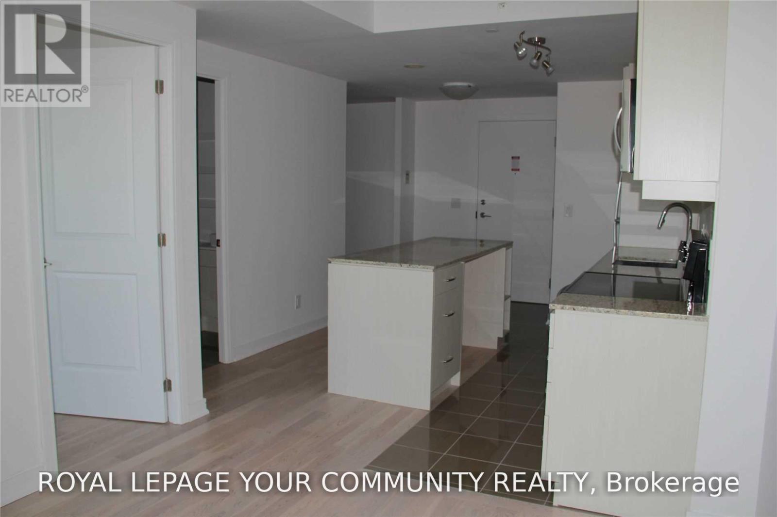 602 - 9201 Yonge Street Property Photo 10