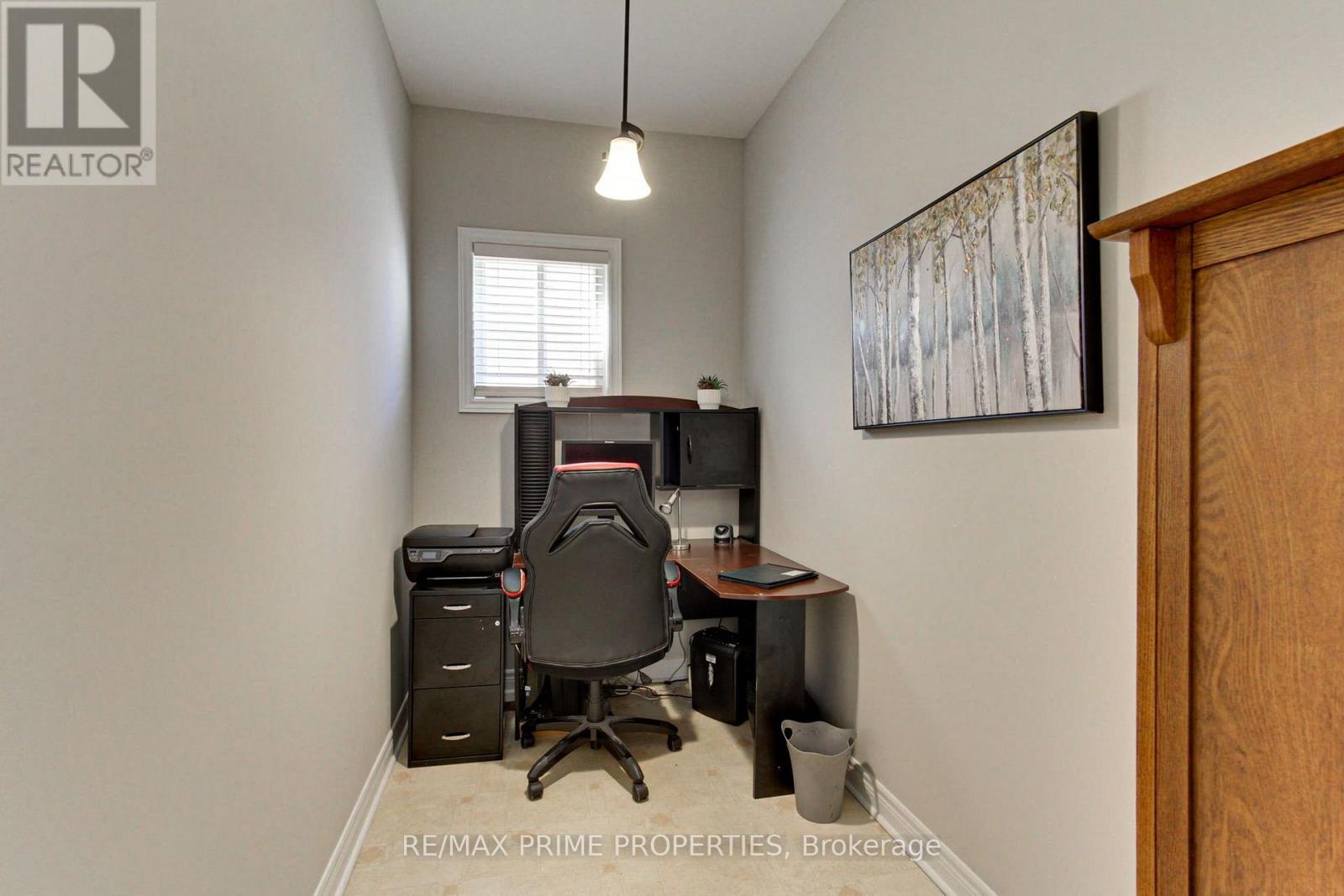 64 Ian Drive Property Photo 10