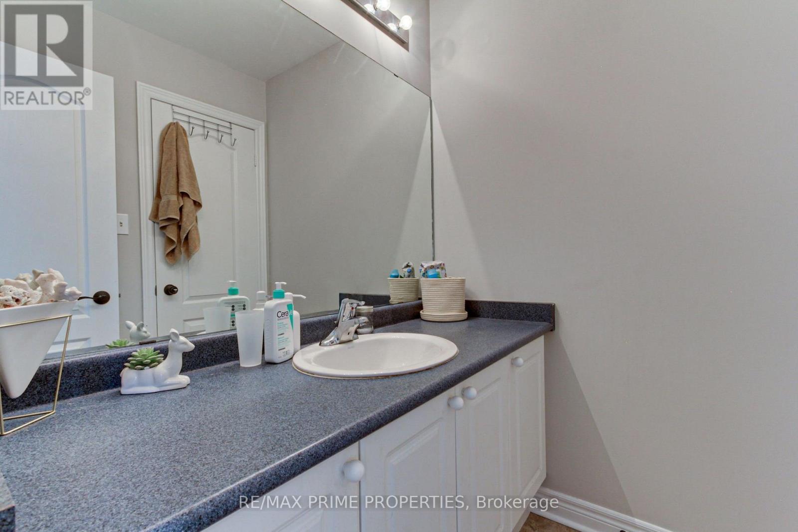 64 Ian Drive Property Photo 21