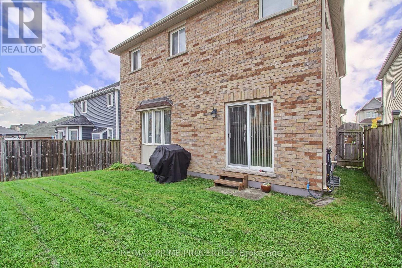 64 Ian Drive Property Photo 30