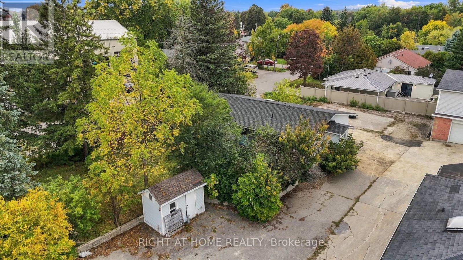198 King Road Property Photo 10