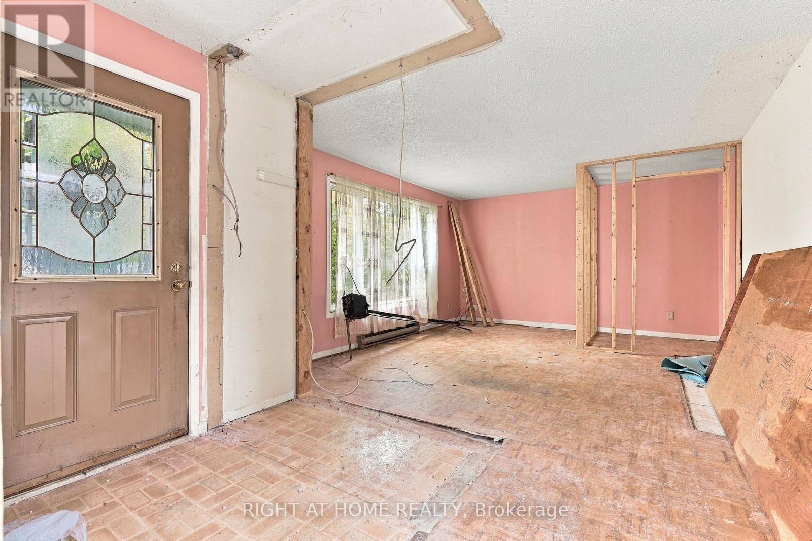 198 King Road Property Photo 21