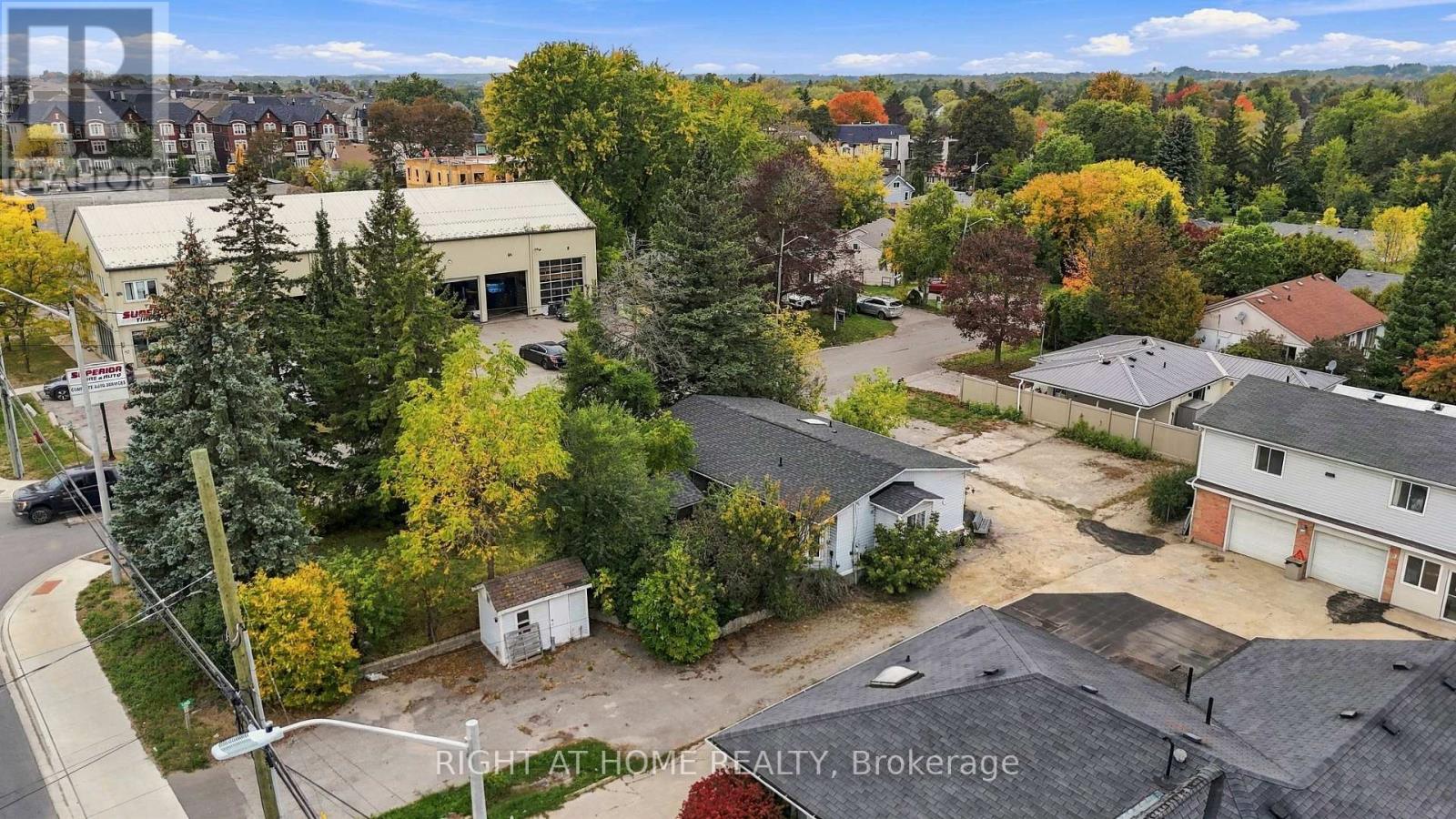 198 King Road Property Photo 27