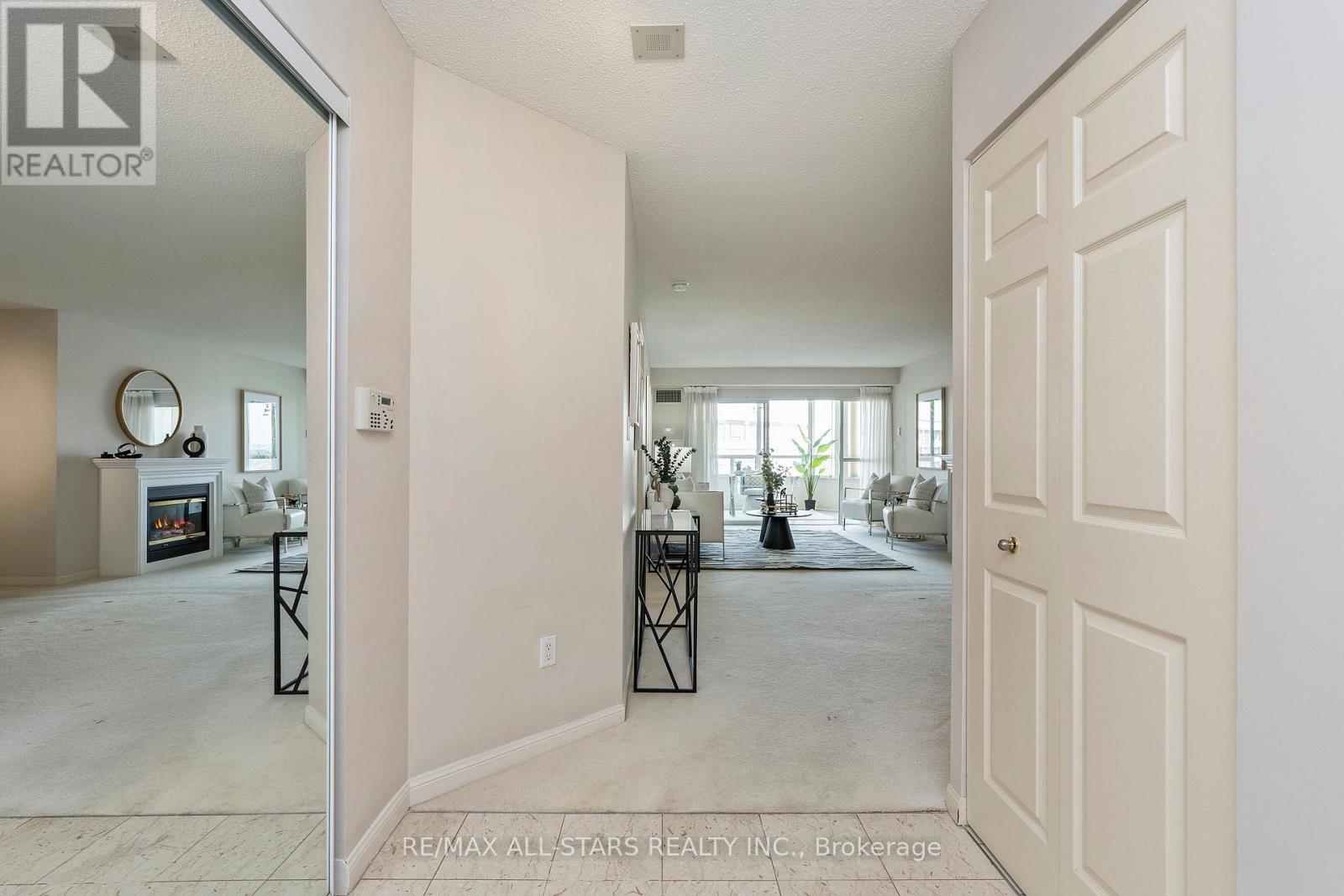 1102 - 610 Bullock Drive Property Photo 4