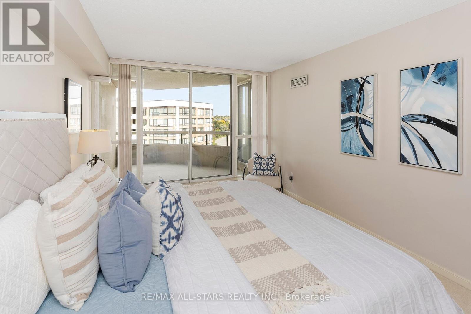 1102 - 610 Bullock Drive Property Photo 25