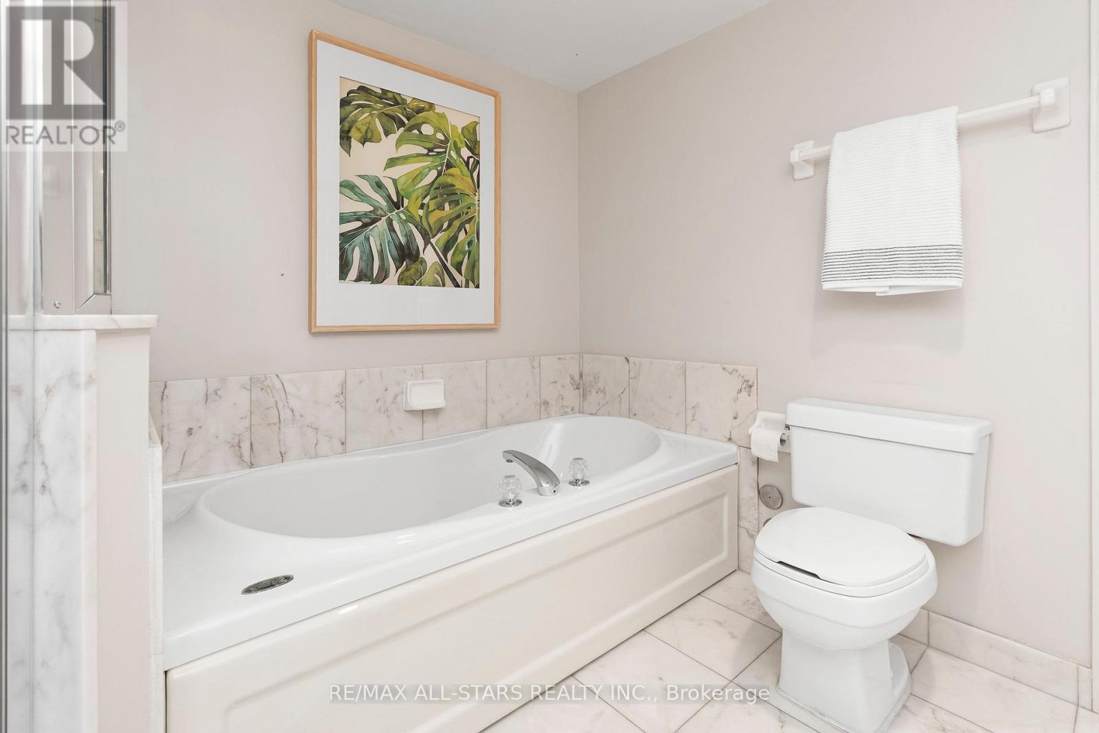 1102 - 610 Bullock Drive Property Photo 33