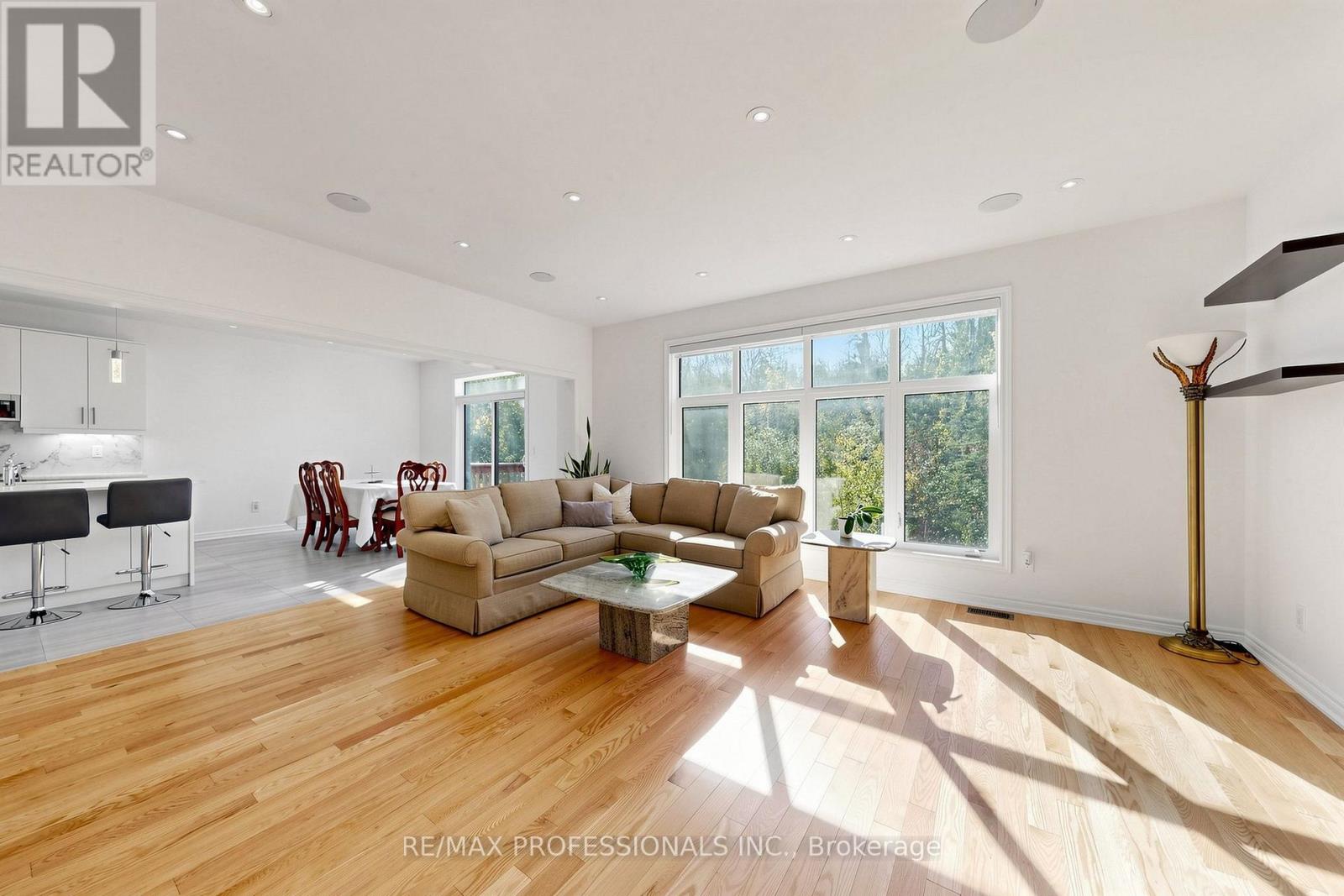 1450 Davis Loop Property Photo 3