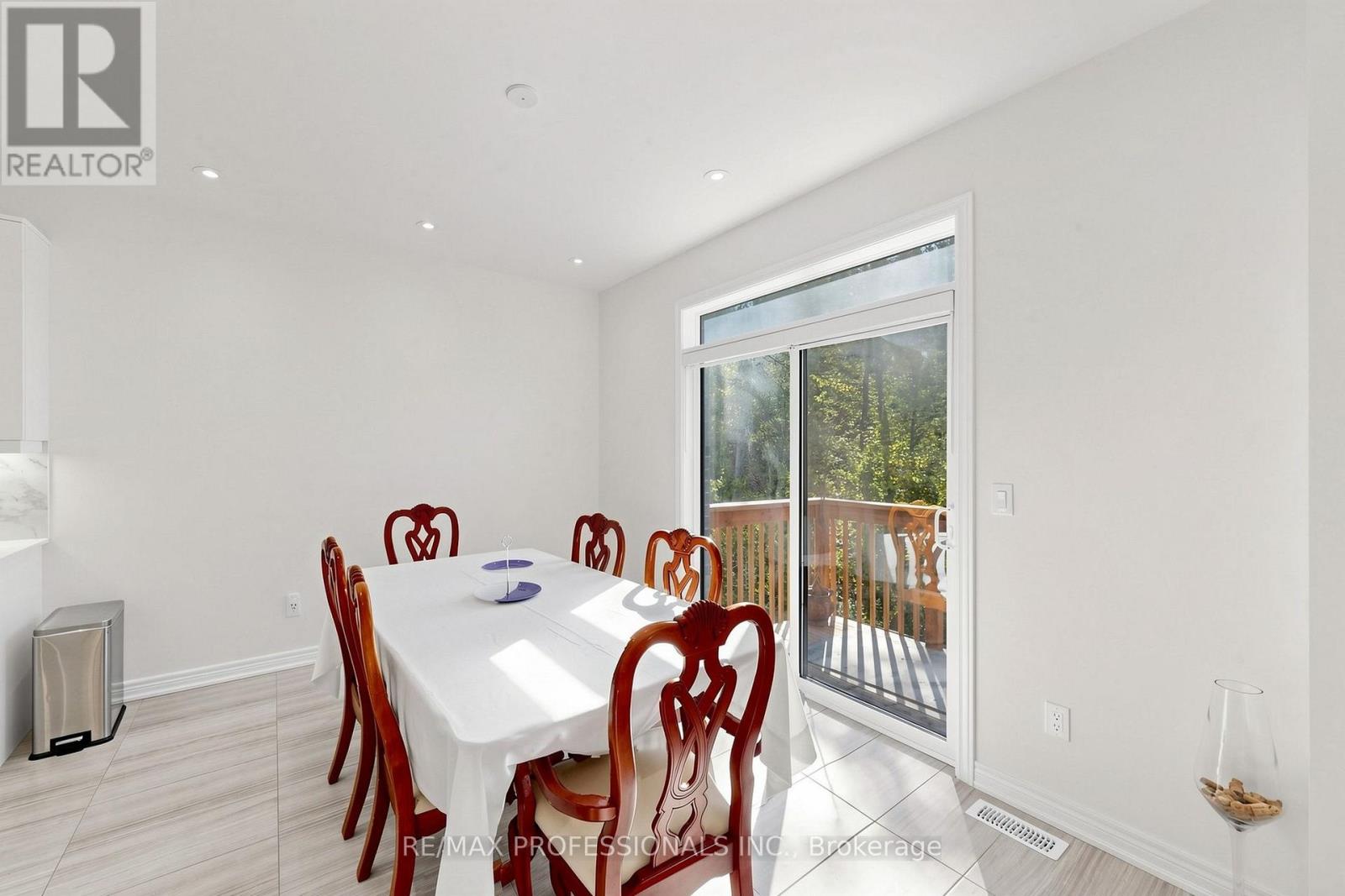 1450 Davis Loop Property Photo 7