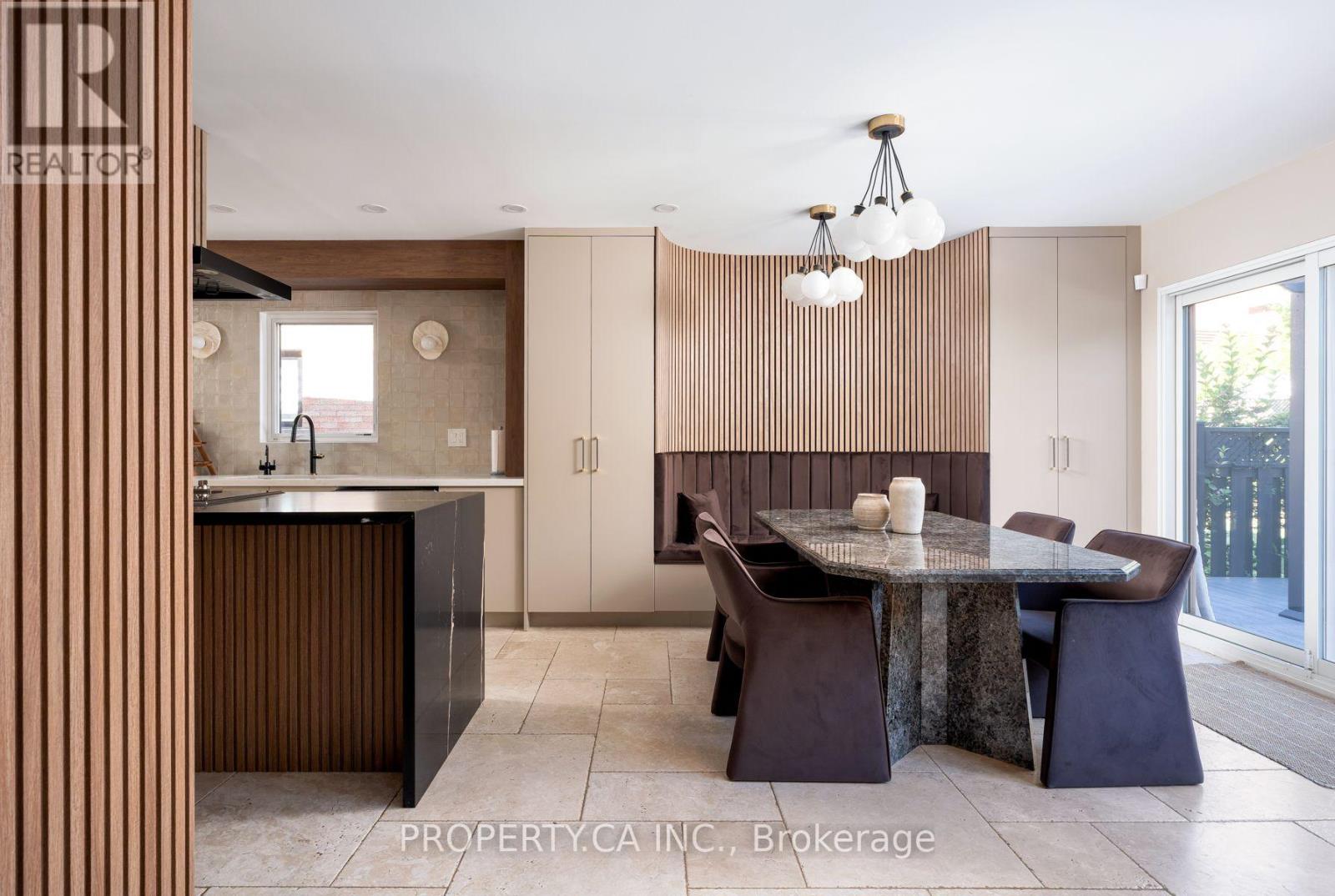 72 Devonsleigh Boulevard Property Photo 12