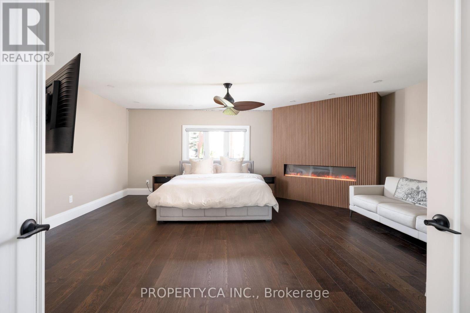 72 Devonsleigh Boulevard Property Photo 22