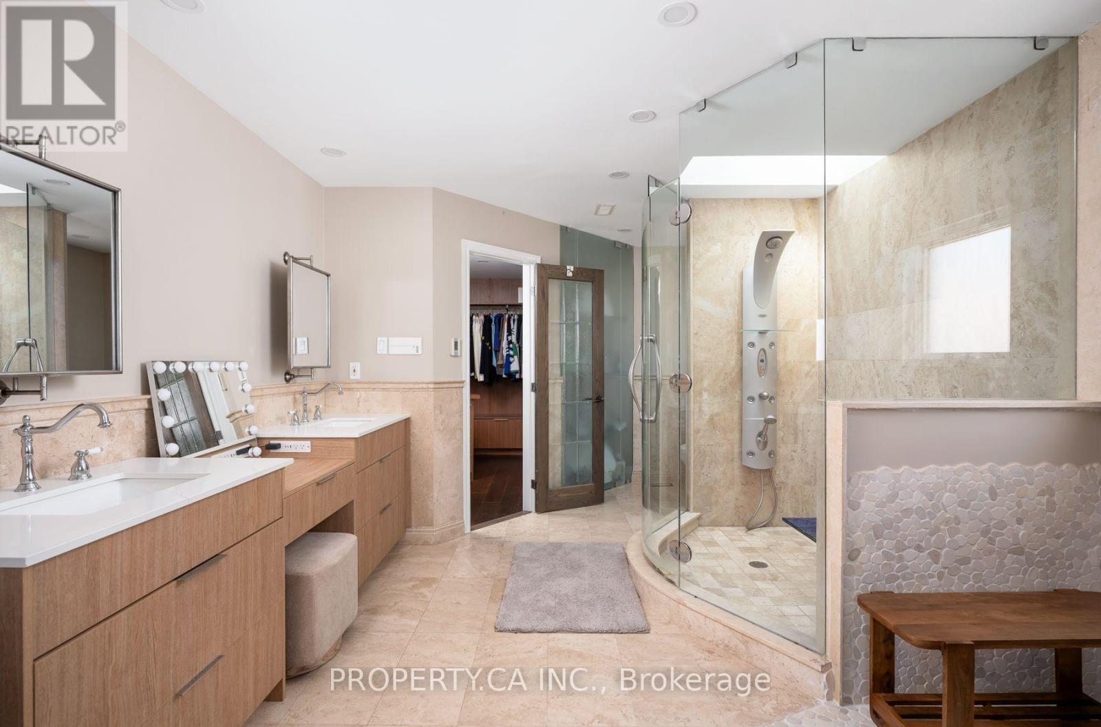 72 Devonsleigh Boulevard Property Photo 25