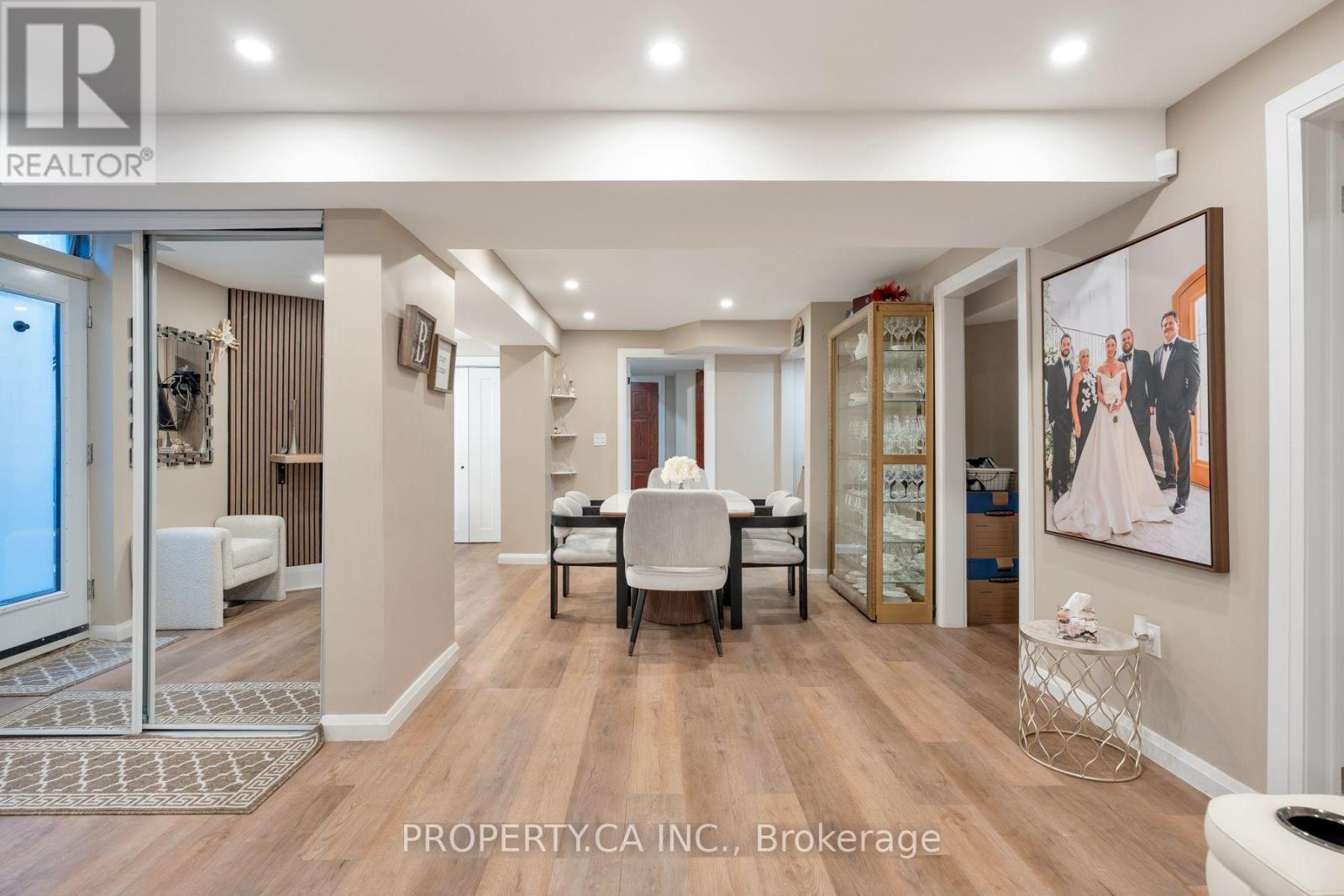 72 Devonsleigh Boulevard Property Photo 34