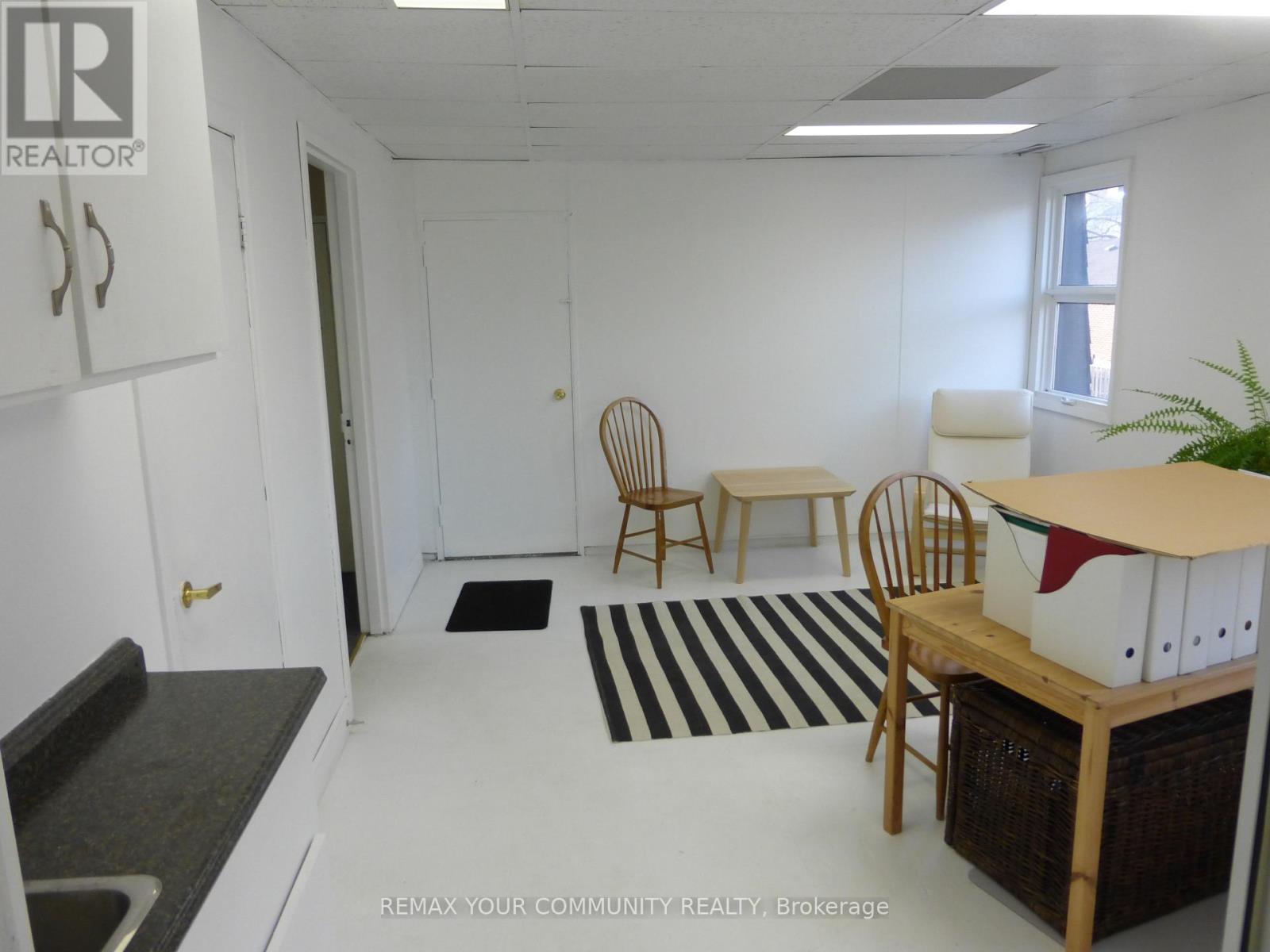 202 - A - 6060 Highway 7 E Property Photo 10