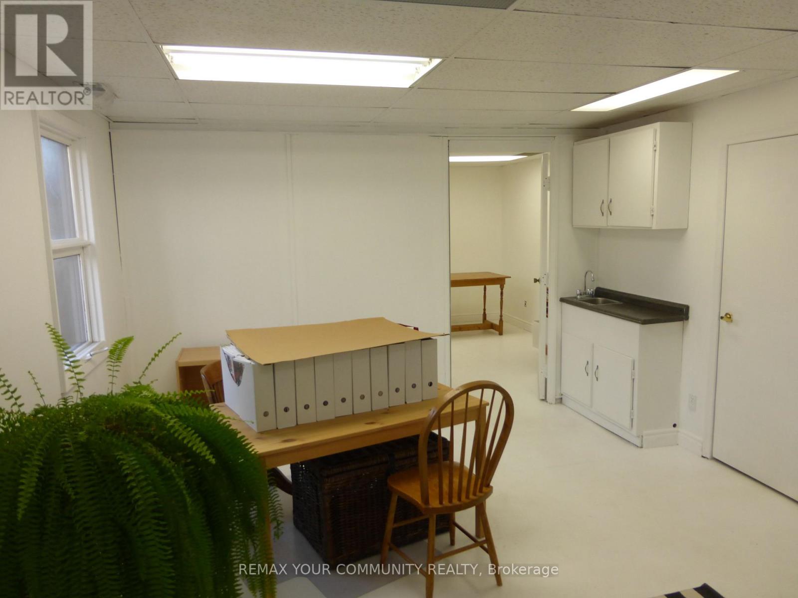 202 - A - 6060 Highway 7 E Property Photo 11