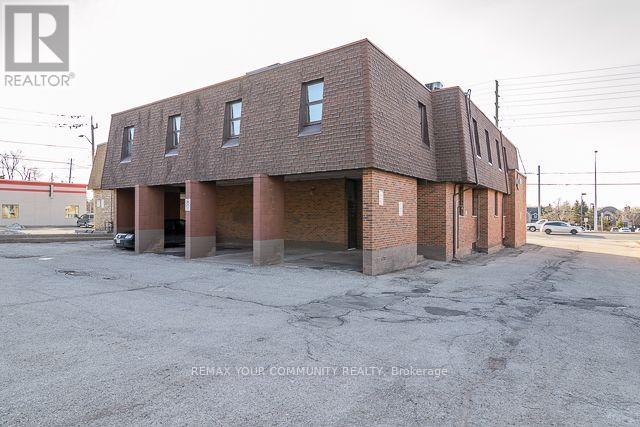202 - A - 6060 Highway 7 E Property Photo 27