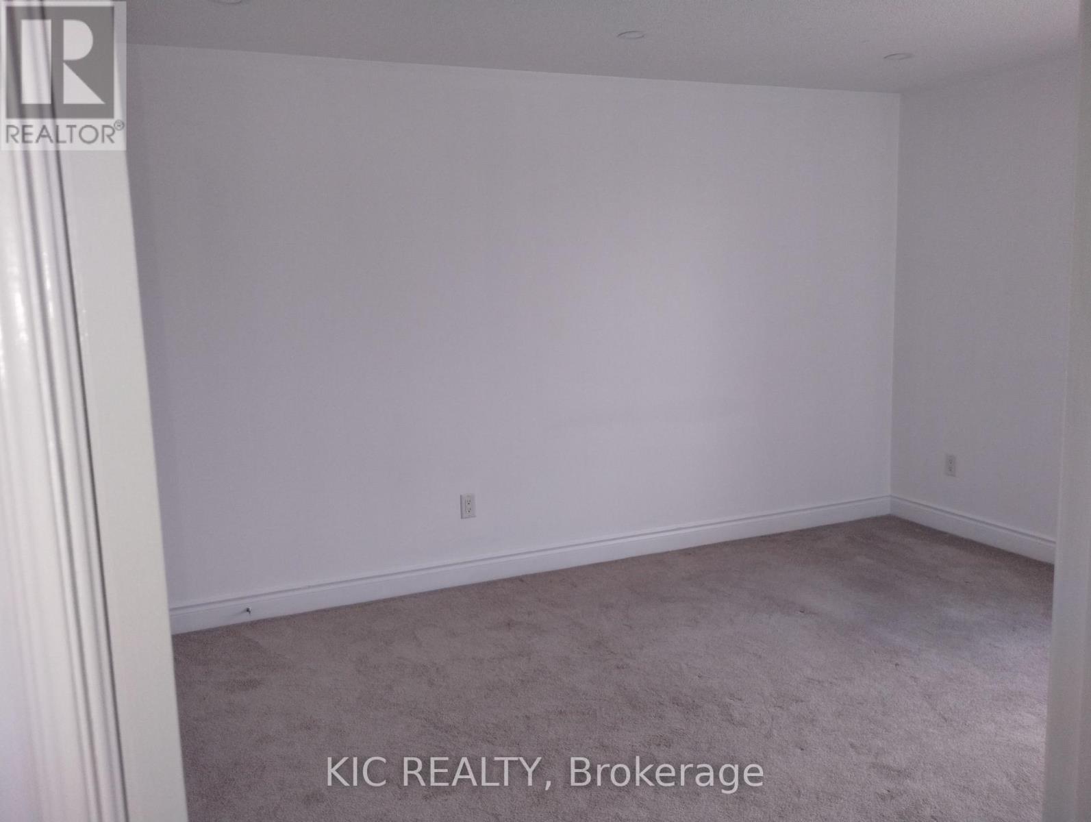 1461 Lormel Gate Avenue Property Photo 7